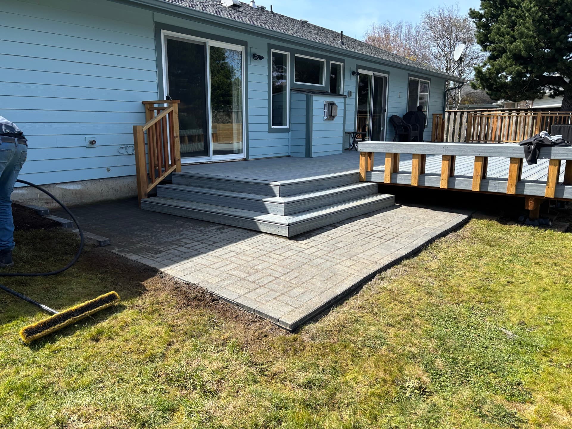 Custom cedar fence built by Roselawn Builders in Portland